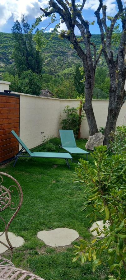 Bed and Breakfast Alma Bella Le Pegue Экстерьер фото